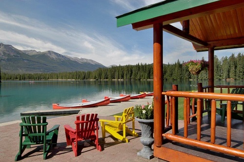 Fairmont Jasper Park Lodge canoes